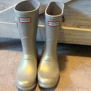 Hunter Metallic Gold Boots